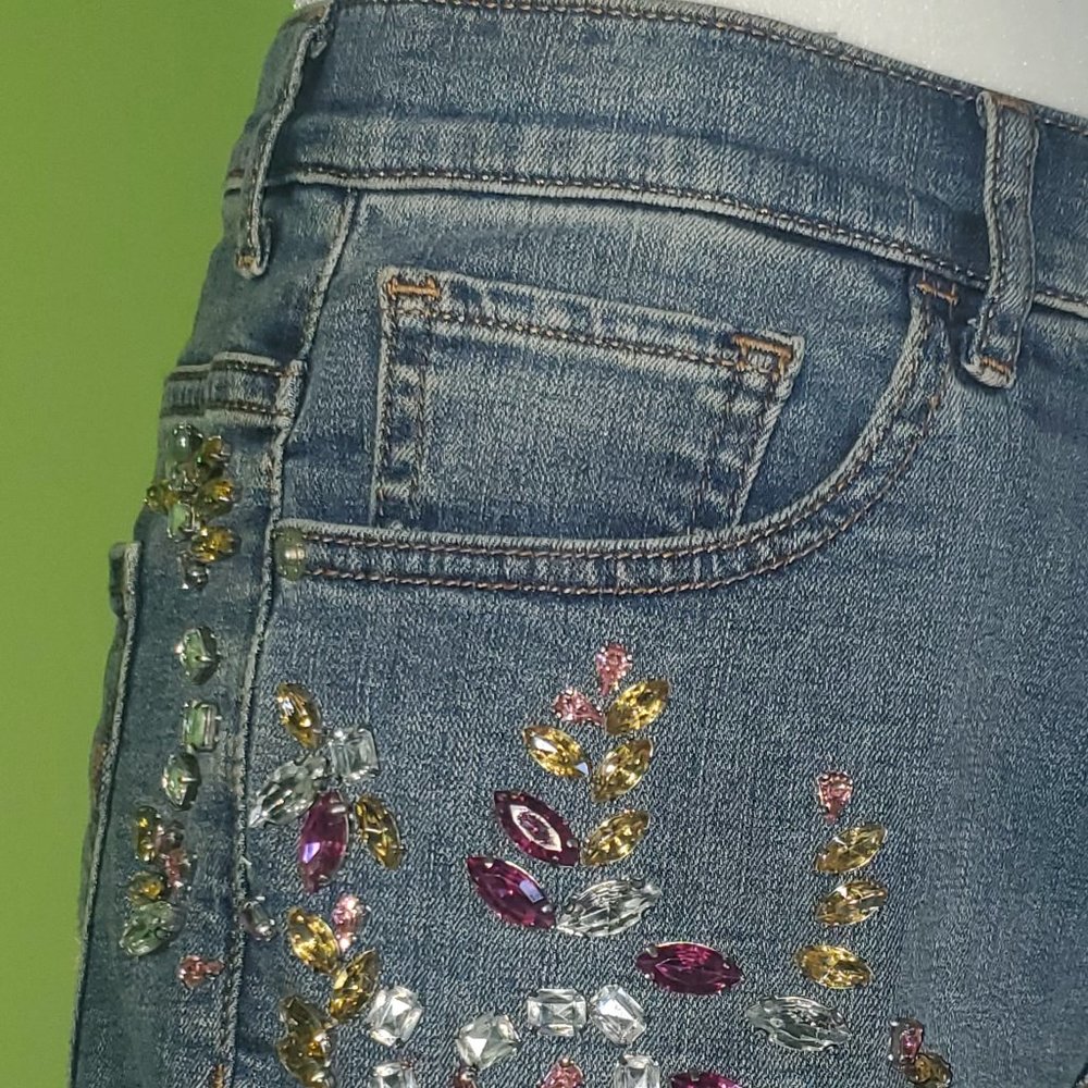 Express Distressed Cut Off Denim Shorts w Jewels